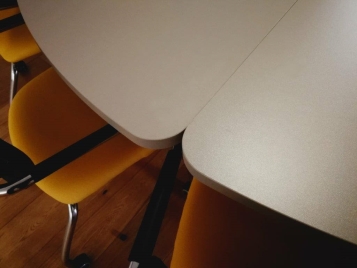 שולחן חדר ישיבות פרויקט הייטק 
            